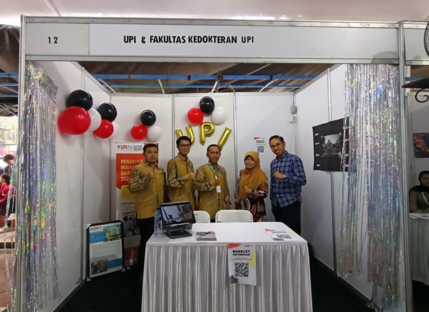 Partisipasi Kegiatan EDU EXPO di SMAN 20 Bandung