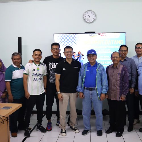 Kolaborasi FK UPI dengan Manajemen Persib Bandung dalam Meningkatkan Prestasi Olahraga Jawa Barat dan Nasional