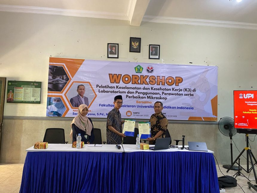 Sarna Suryana, S.Pd., M.Pd., Jadi Narasumber dalam Workshop K3 di Laboratorium dan Penggunaan, Perawatan dan Perbaikan Mikroskop di SMK Cordova Margoyoso di Pati Jawa Tengah
