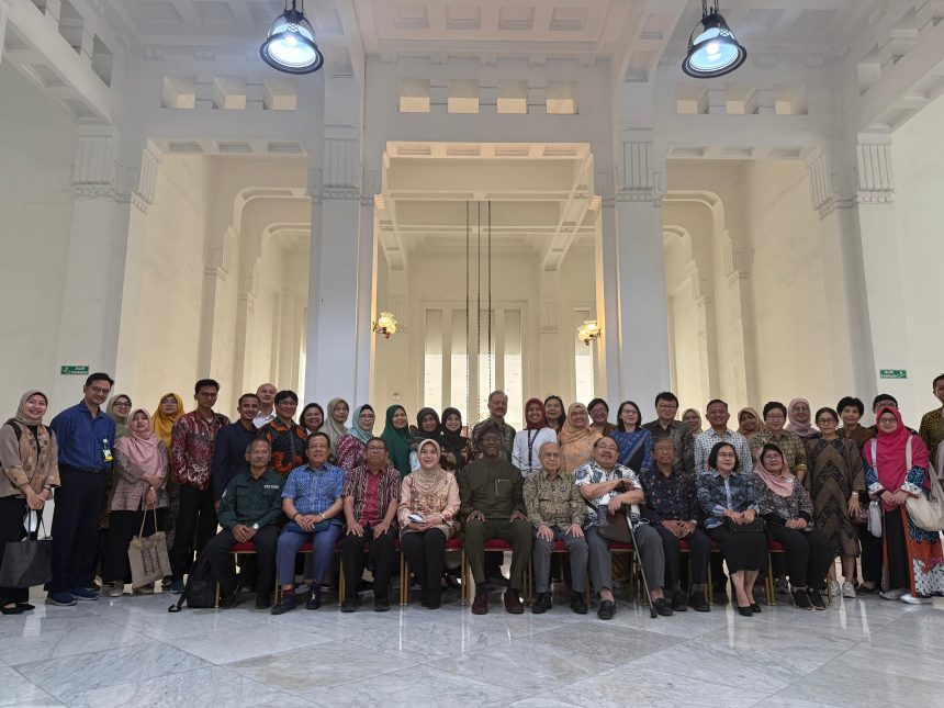 WhatsApp Image 2025-07-20 at 13.00.15 Wujudkan SDGs Pendidikan Berkualitas, FK UPI Hadiri Seminar Akreditasi Internasional di FKUI