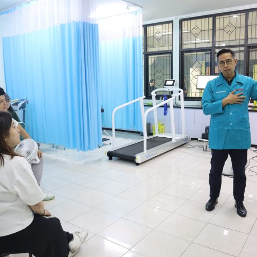 FK UPI Implementasikan Praktikum Fisiologi Olahraga untuk Mahasiswa Asing: Dorong SDG 3 Kesehatan dan SDG 4 Pendidikan Berkualitas