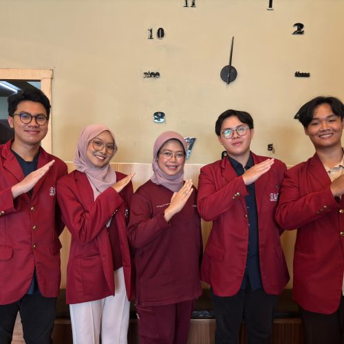 Dosen dan Mahasiswa FK UPI Turut Sukseskan Khitan Massal Anak Panti Asuhan di Klinik Hegar Rancamanyar