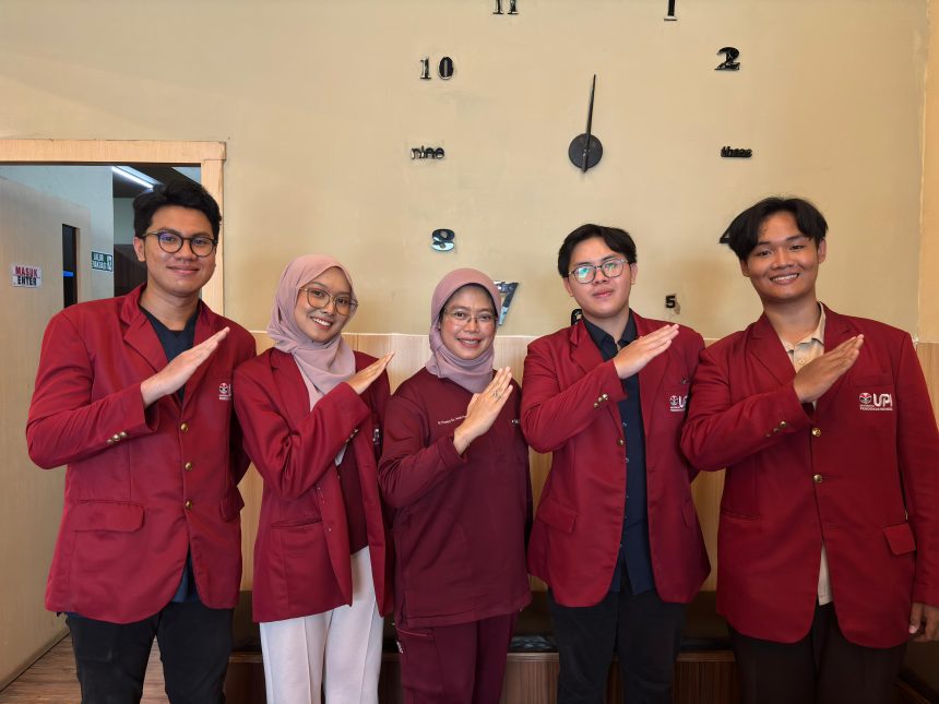 Dosen dan Mahasiswa FK UPI Turut Sukseskan Khitan Massal Anak Panti Asuhan di Klinik Hegar Rancamanyar