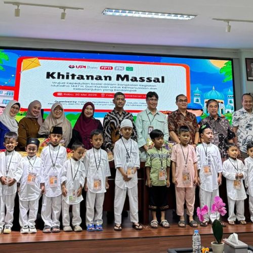 WhatsApp Image 2026-05-21 at 09.38.37 Khitanan Massal FK UPI Iduladha 1447 H: Wujud Pengabdian untuk Masyarakat
